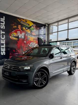 VOLKSWAGEN TIGUAN 2.0 350 TSI GASOLINA ALLSPACE R-LINE 4MOTION DSG VOLKSWAGEN TIGUAN 2.0 350 TSI GASOLINA ALLSPACE R-LINE 4MOTION DSG